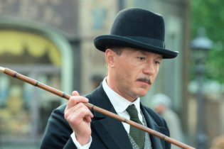 Биография Андрей Панин