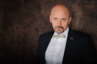 Биография Валерий Трошин